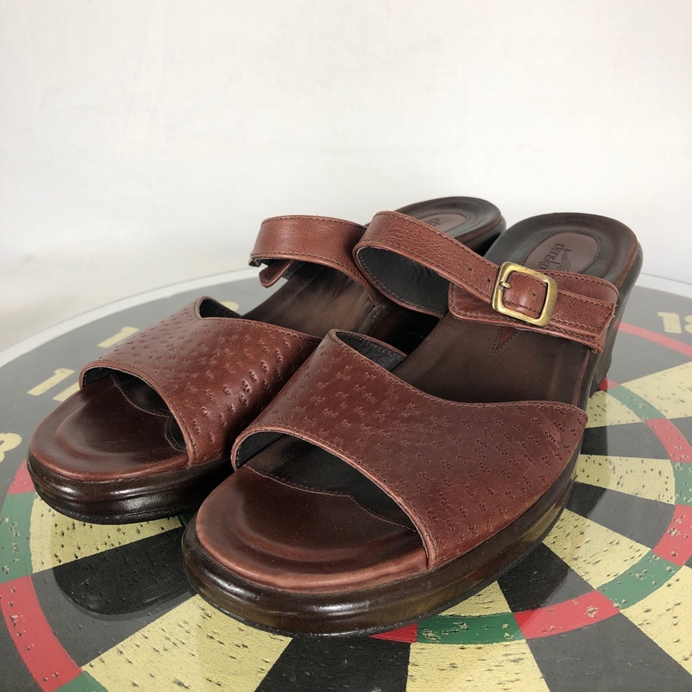 Dansko Sandals Women’s Size 39 Brown Tooled Leather Strappy Comfort Clogs Nurse. - Picture 5 of 11